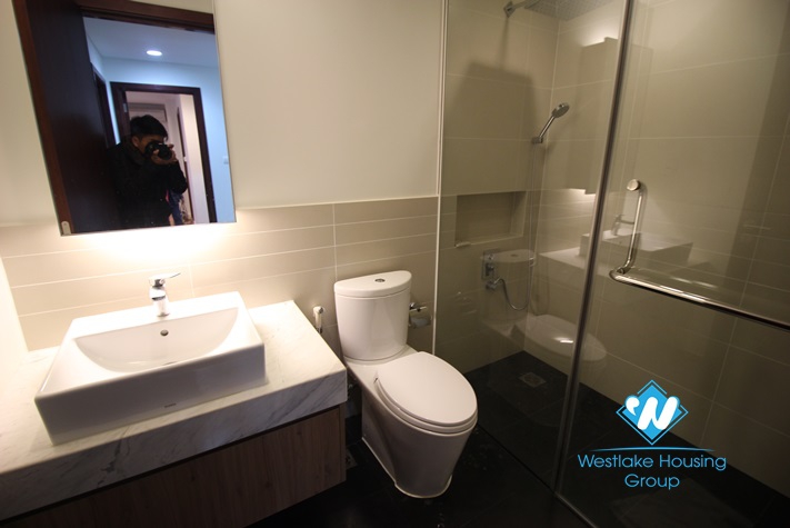 Lake view three bedrooms apartment for rent in Watermark, Tay Ho, Ha Noi